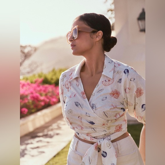 Maeve Tops - Anthropologie Maeve Seashell Tie-Front Puff Sleeve Crop Top